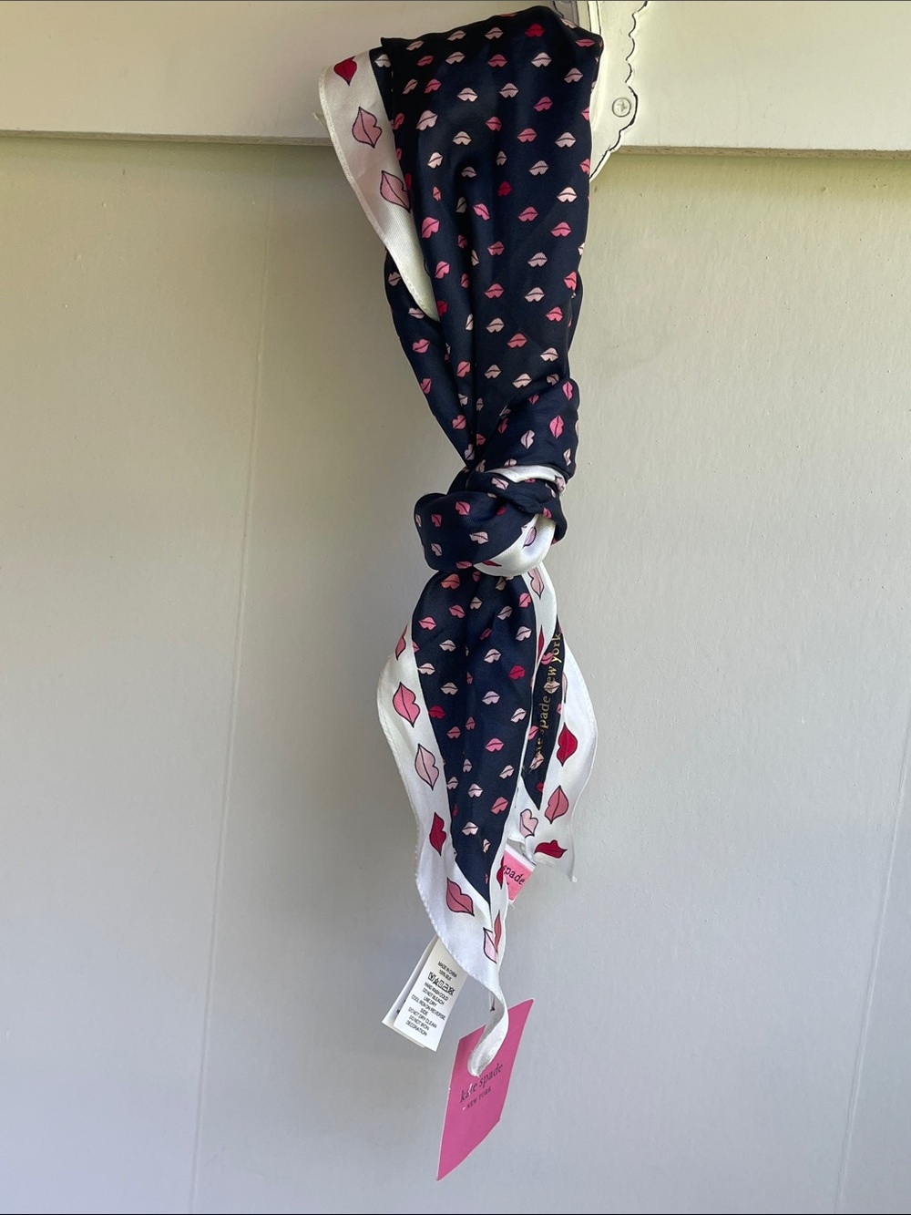 Kate Spade ♠️ 100% Silk Scarf - Picture 6 of 12
